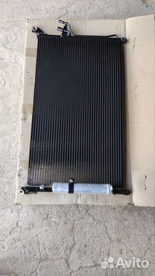 Радиатор кондиционера Infiniti FX35/45 92100-CG010