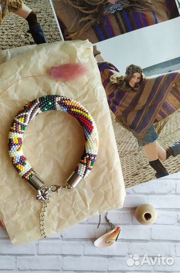 Браслет из бисера