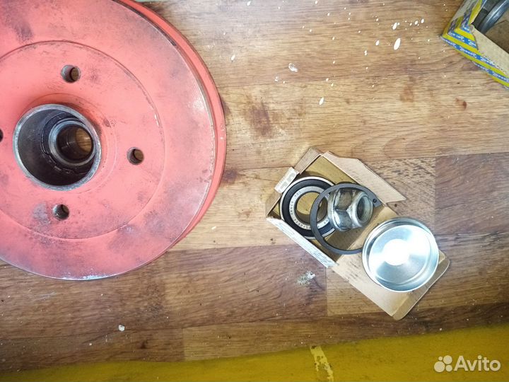 Тормозные барабаны с подшипниками логан 1 (2 шт)
