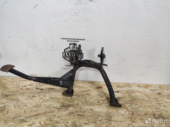 Suzuki Burgman 650 центральная подножка