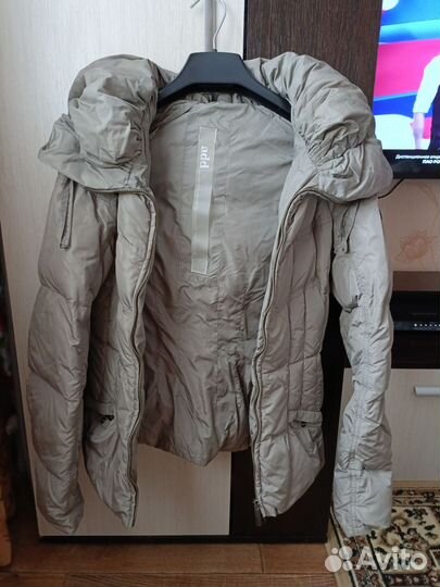 Пуховик add