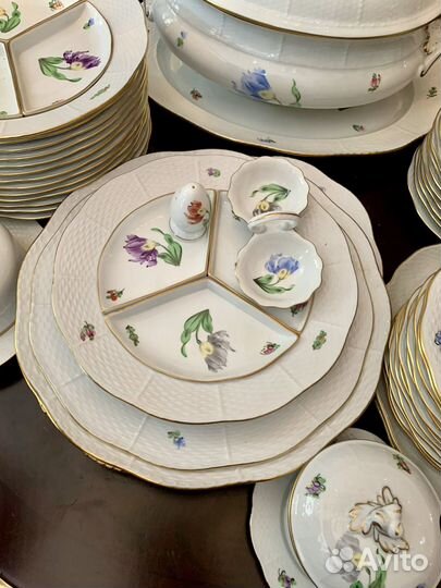Столовый, чайный и кофейный сервиз Херенд(Herend)