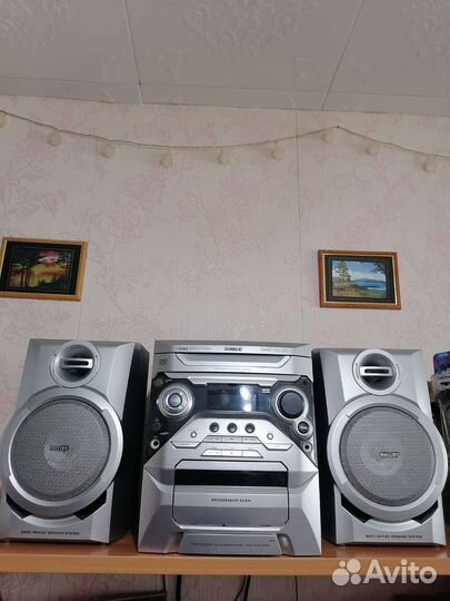 Музыкальный центр philips