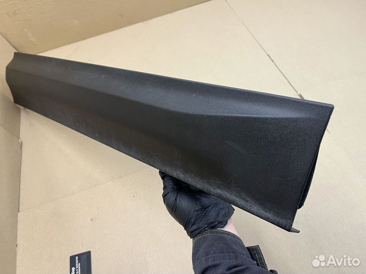 Расширитель двери передней правой Кодиак 1 Шкода