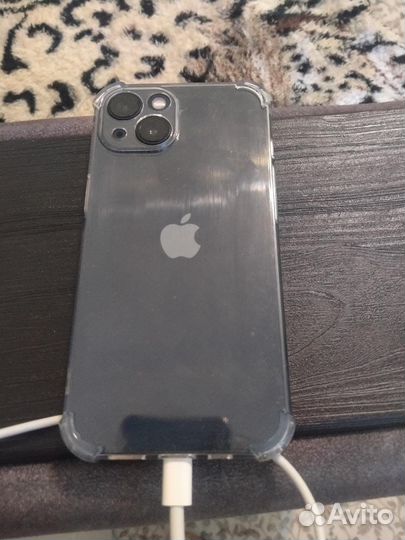 Телефон iPhone 13 128g на Гарантии