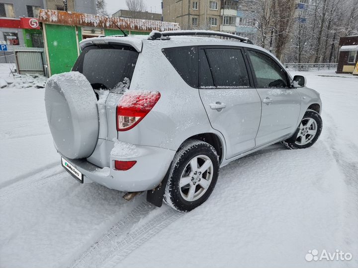 Toyota RAV4 2.0 МТ, 2009, 294 000 км