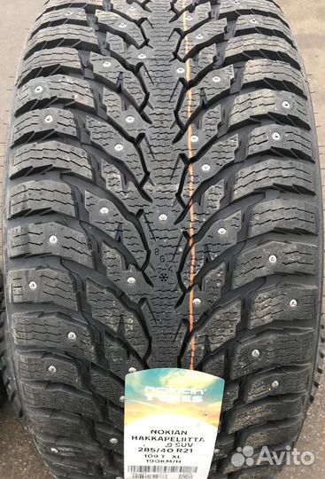 Nokian Tyres Hakkapeliitta 9 SUV 315/35 R21 и 285/40 R21