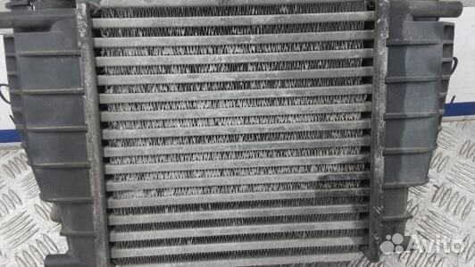 Радиатор интеркуллера nissan NV200 (1BL18KC01)