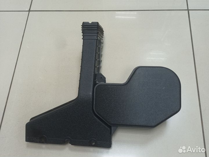 Воздухозаборник Киа Соренто (Kia Sorento)