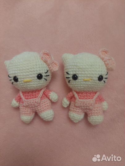 Hello kitty котенок игрушка вязанная мягкая