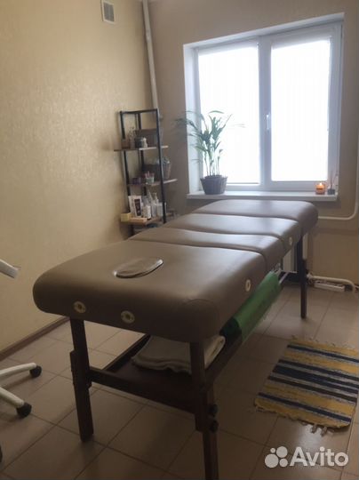 Массажная кушетка