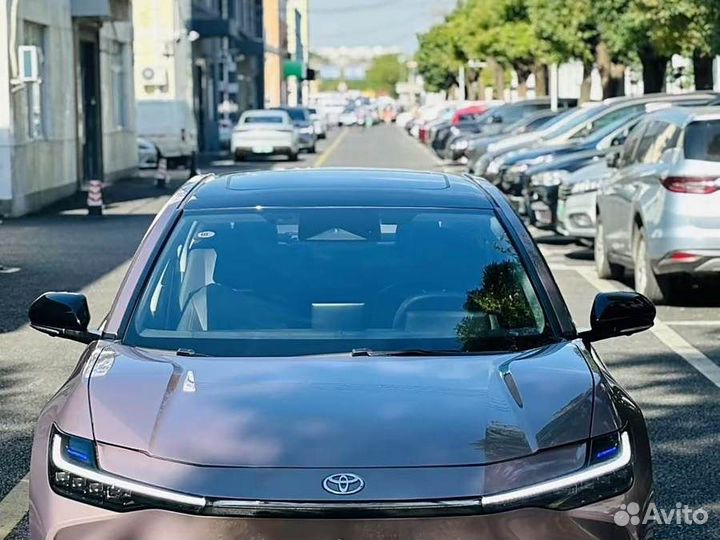 Toyota bZ3 181 л.с. AT, 2023, 1 200 км