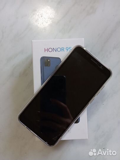 HONOR 9S, 2/32 ГБ