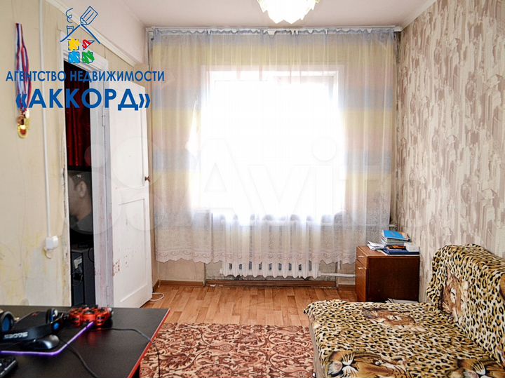 2-к. квартира, 44 м², 1/3 эт.