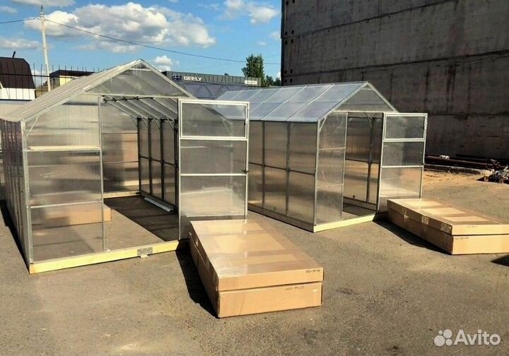 Теплица из поликарбоната