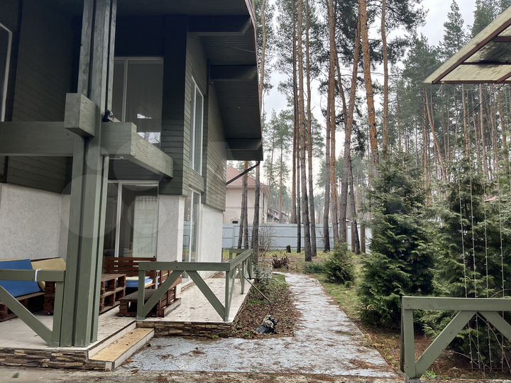 Коттедж 134 м² на участке 18 сот.