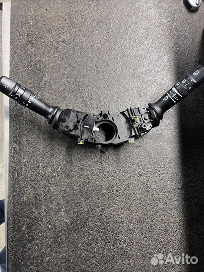 Подрулевой переключатель Kia Sorento XM