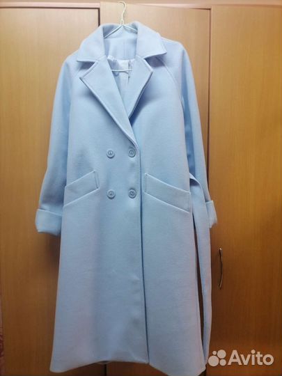 Женское голубое пальто