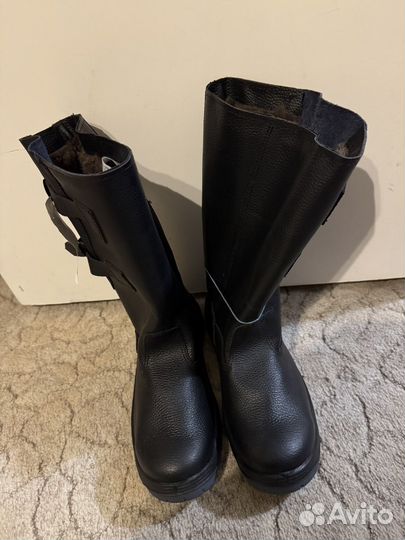 Сапоги зимние мужские 43 размера,с защитным носом