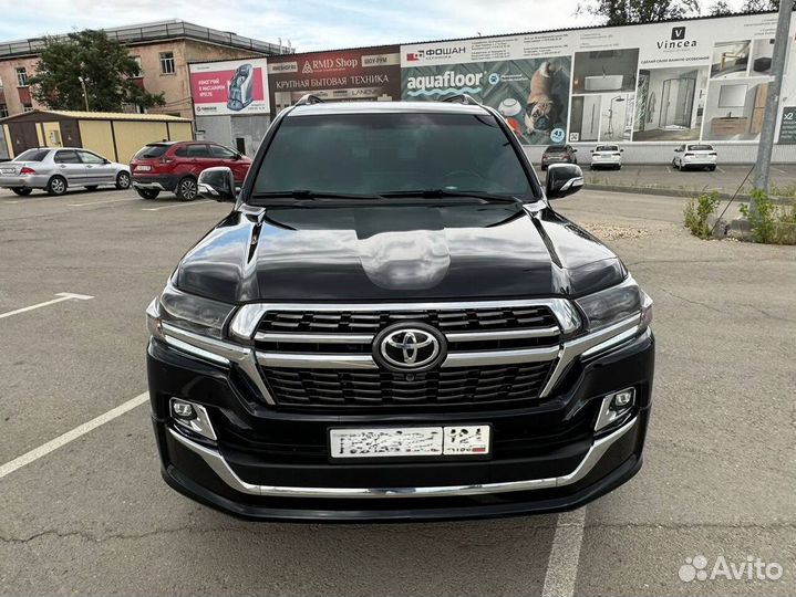 Рестайлинг Toyota Land Cruiser 200