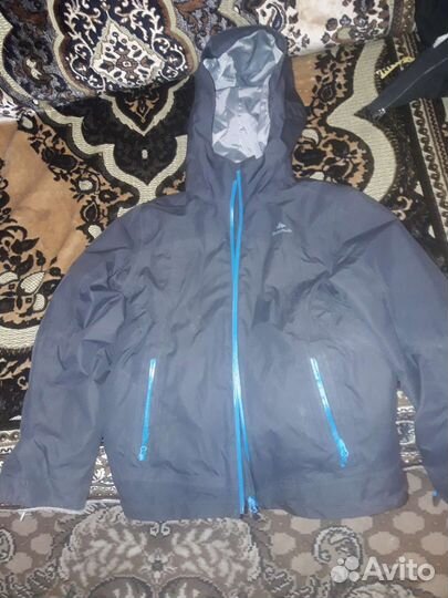 Куртка теплая для мальчика.привезена с Италии