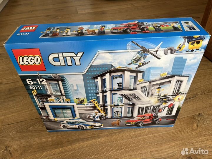 Lego City полицейский участок
