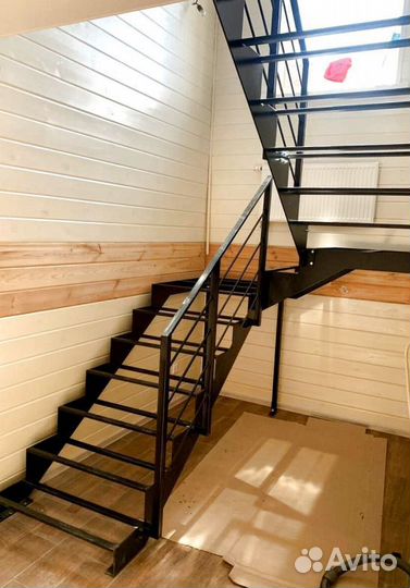 Металлические каркасы для лестниц