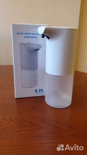 Диспенсер для жидкого мыла