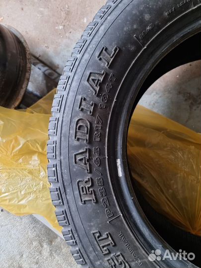 Accelera RHO 235/65 R17