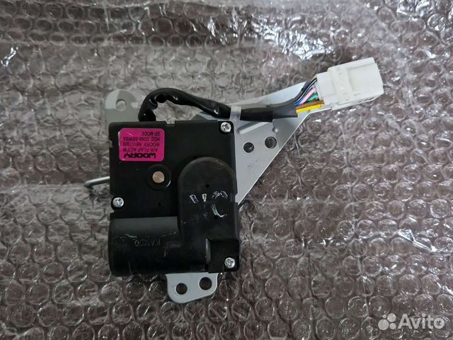 Моторчик заслонки отопителя Hyundai Santa Fe
