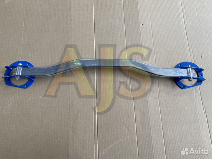 Распорка передних стоек Audi A4, A5 B9