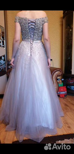 Вечернее платье