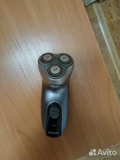 Бритва электрическая philips