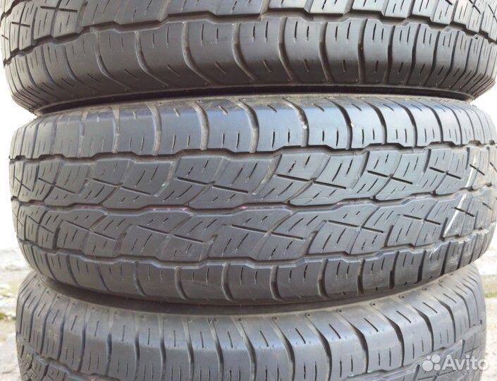Bridgestone Dueler H/T 687 215/70 R16 99H