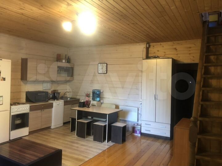 Дом 90 м² на участке 4 сот.