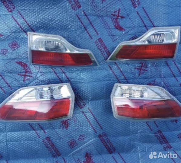 Фонарь задний Тойота Хайлендер 3 2013-2016