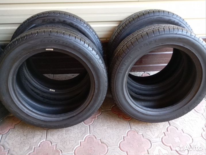 Goodyear Eagle Sport 215/55 R17 94V