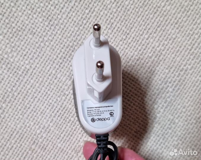 Зарядное устройство Deppa TR-020, USB Data Link