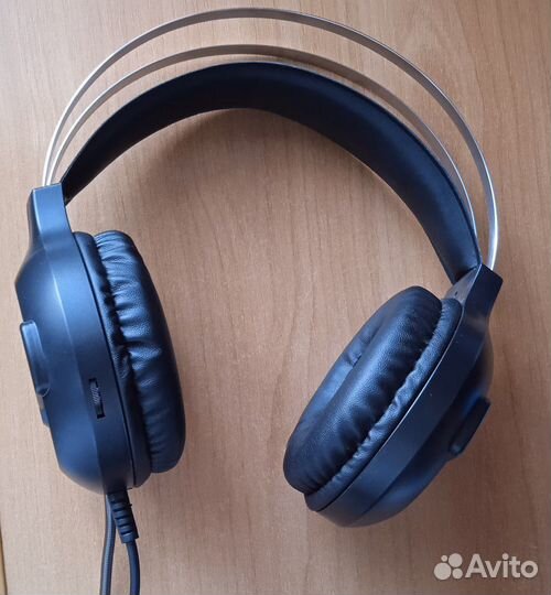 Игровые наушники с микрофоном