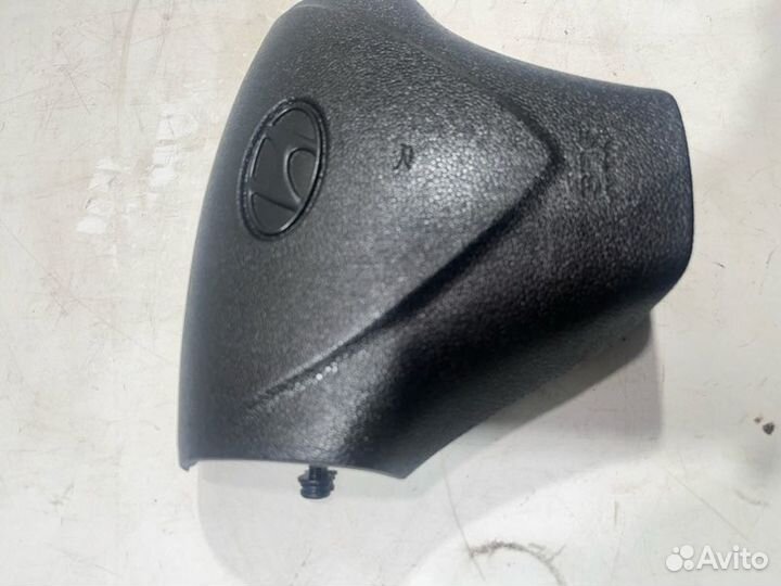 Подушка безопасности в руль Hyundai Getz хетчбек