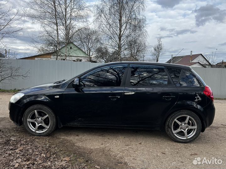 Kia Ceed 2.0 AT, 2008, 87 100 км