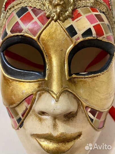 Маска венецианская карнавальная