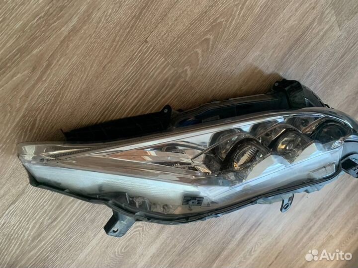 Фара Правая Toyota Harrier 48-192 Штамп (H)