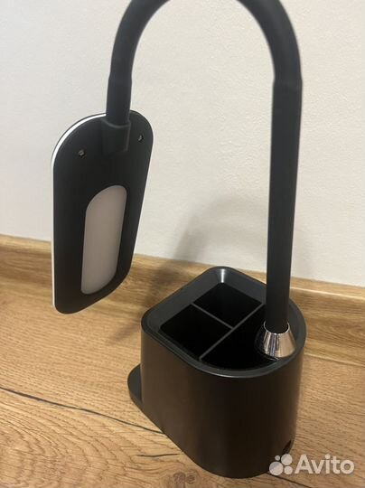 Светильник светодиодный настольный