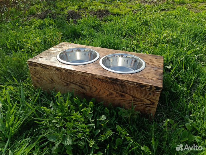 Подставка для мисок собак