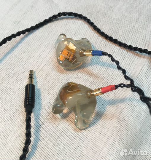 IEM наушники- по внутреннему слепку уха