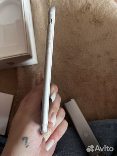 Телефон iPhone 7 128gb