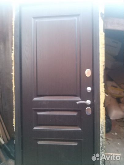 Дверь входная железная уличная бу