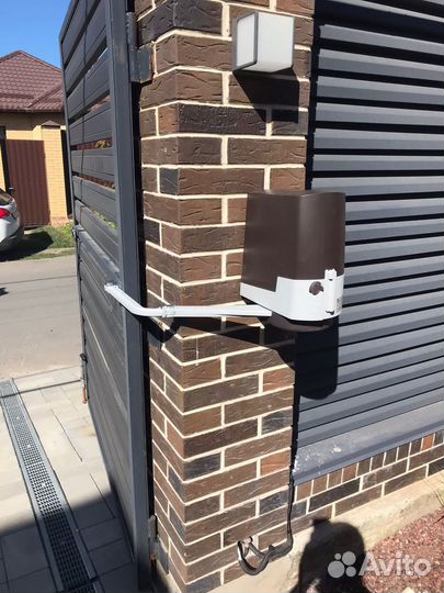 Привод для распашных ворот установка до 36 ч