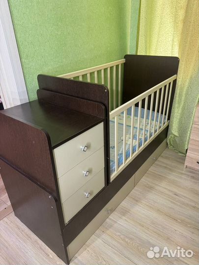 Продам детскую кроватку трансформер